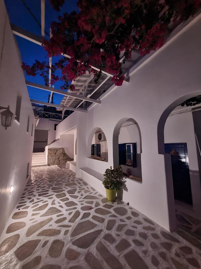 Elpis Rooms Милопотас Екстериор снимка